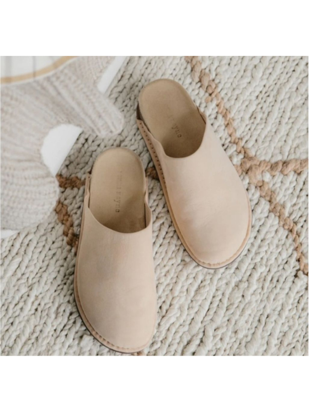 JENNI KAYNE Oiled Leather Moc Mules & Clogs Natural Size 37 7